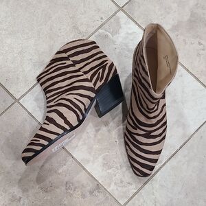Veronica Beard Brown Zebra Ankle Boots